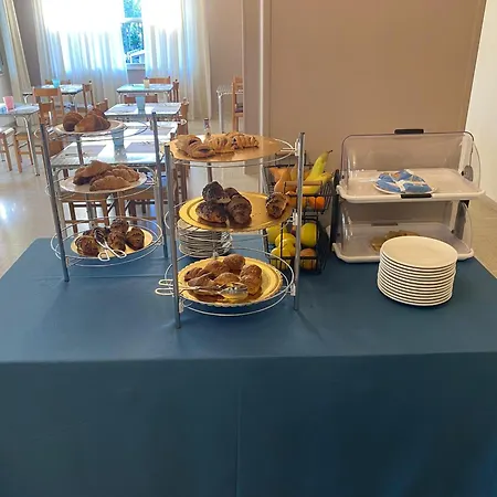 Ξενοδοχείο Ponente 2*