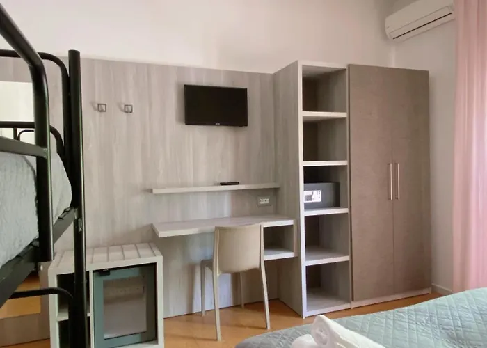 Otel Ponente 2*